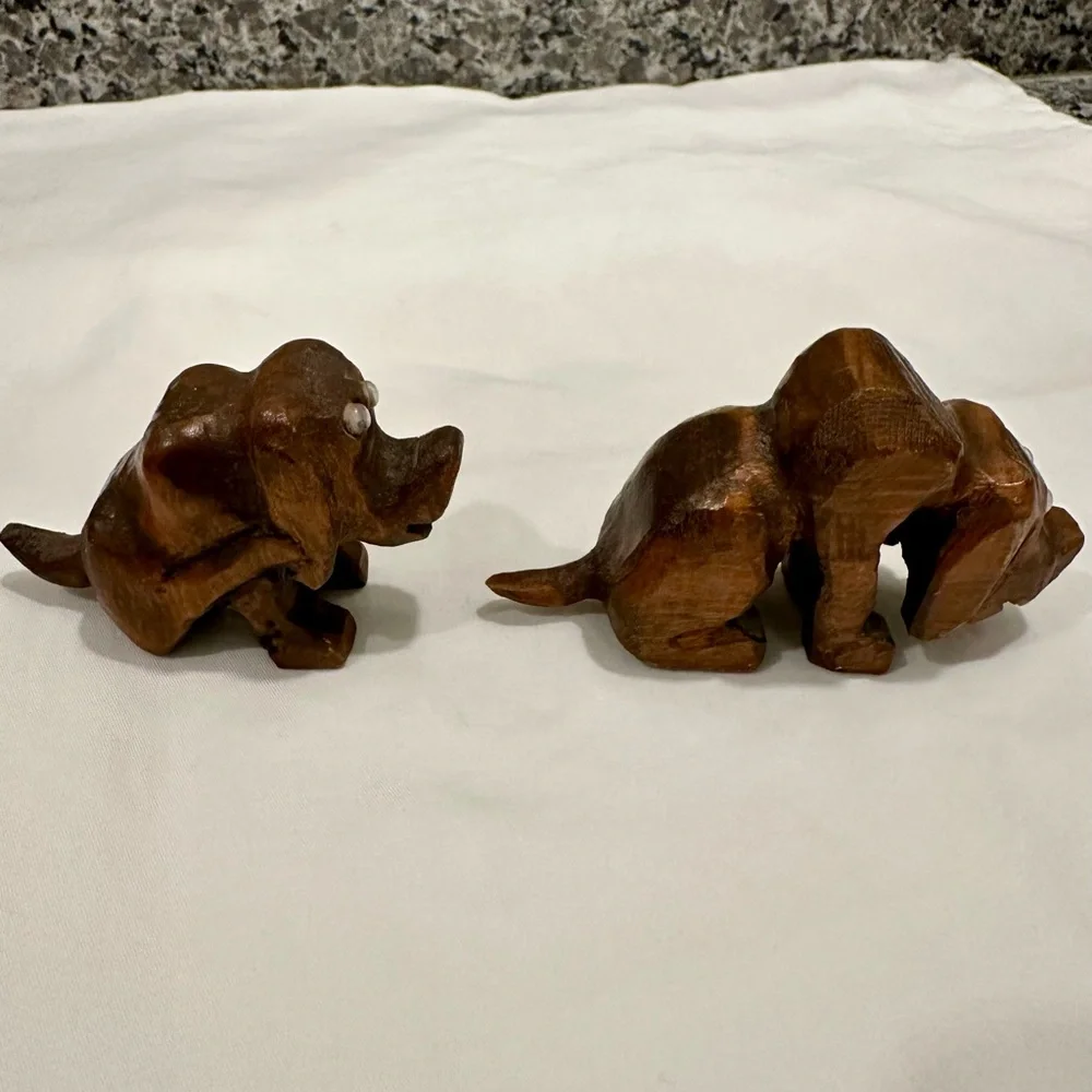 Hand-Carved Vintage Wooden Basset Hound Pair - Folk Art